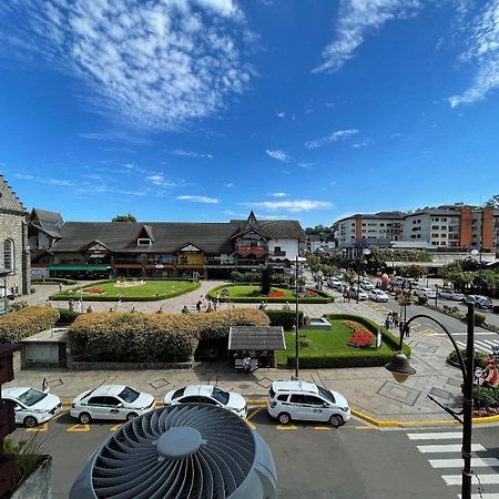 Apartamento Oppitz - No Coracao De Gramado Junto Da Rua Cobertaアパートメント エクステリア 写真