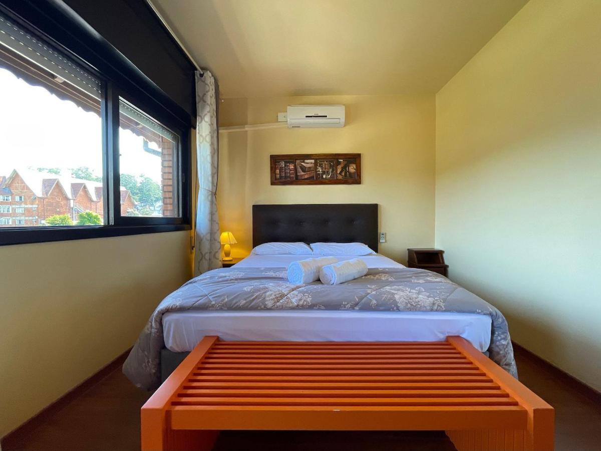 Apartamento Oppitz - No Coracao De Gramado Junto Da Rua Cobertaアパートメント エクステリア 写真
